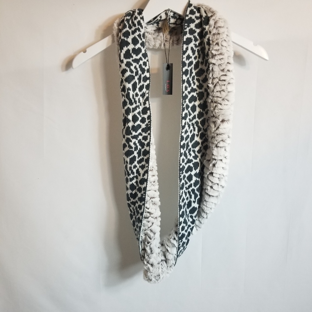 Lava Accessories infinity scarf